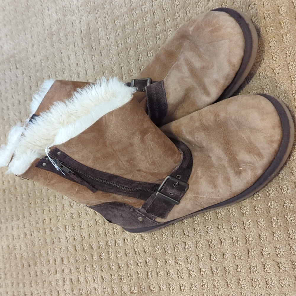 ugg australia colorblock zip boots